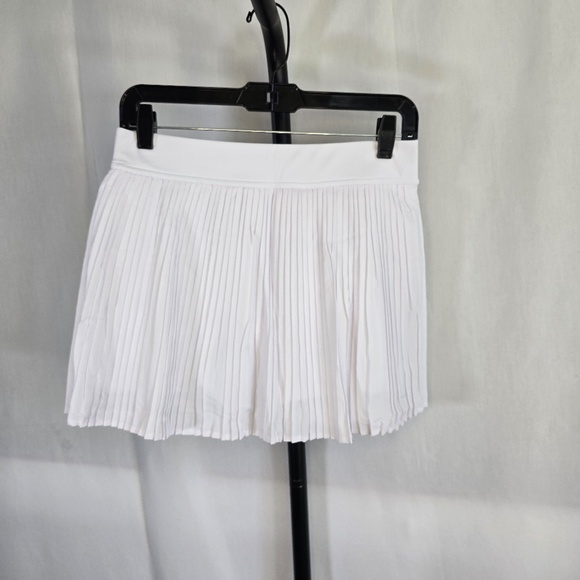 White Pleated Mini Skort - Picture 1 of 2